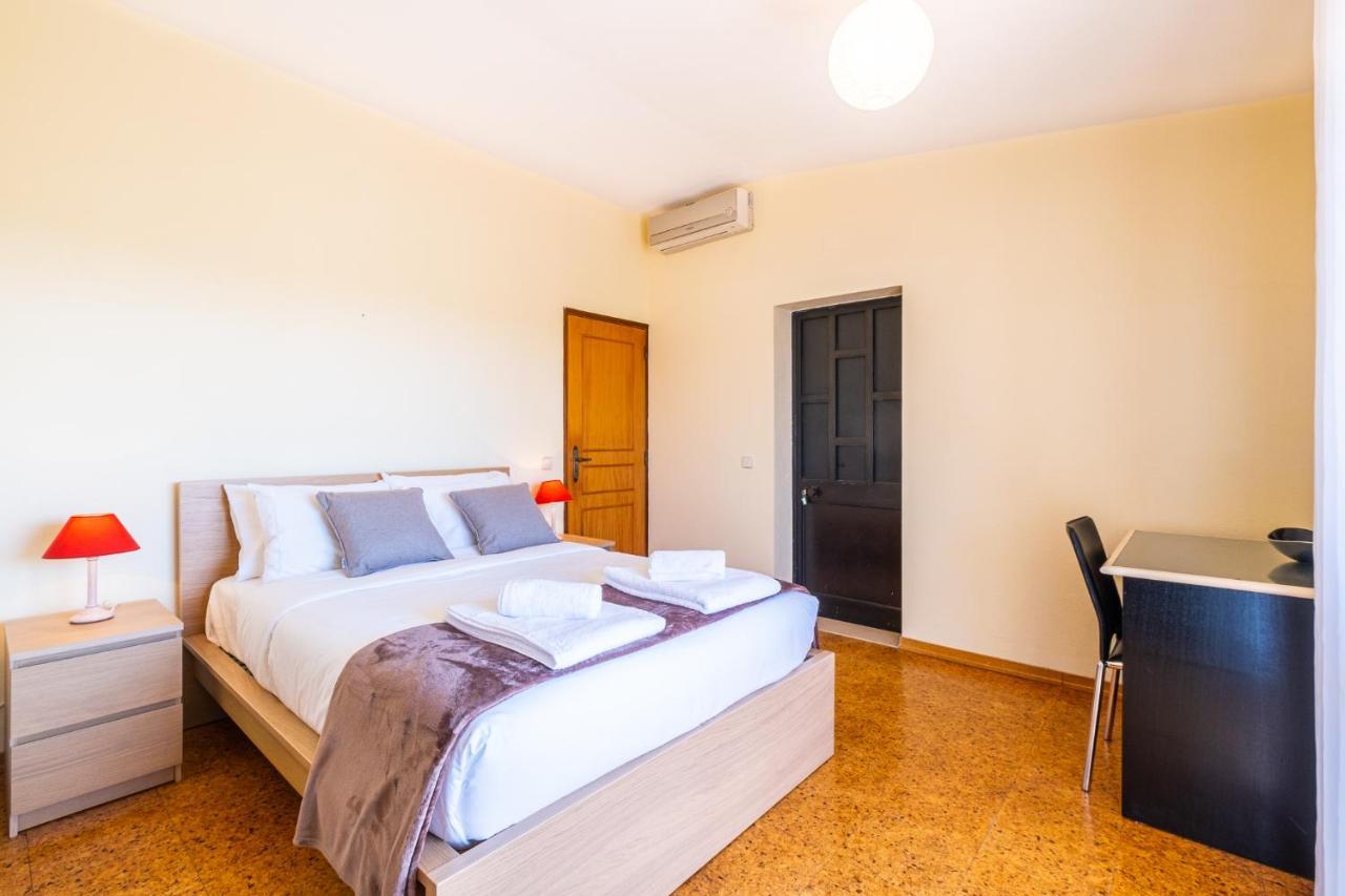 Villa Estrelicia - Pool - Free Wi-Fi - New In Booking Loulé Kültér fotó