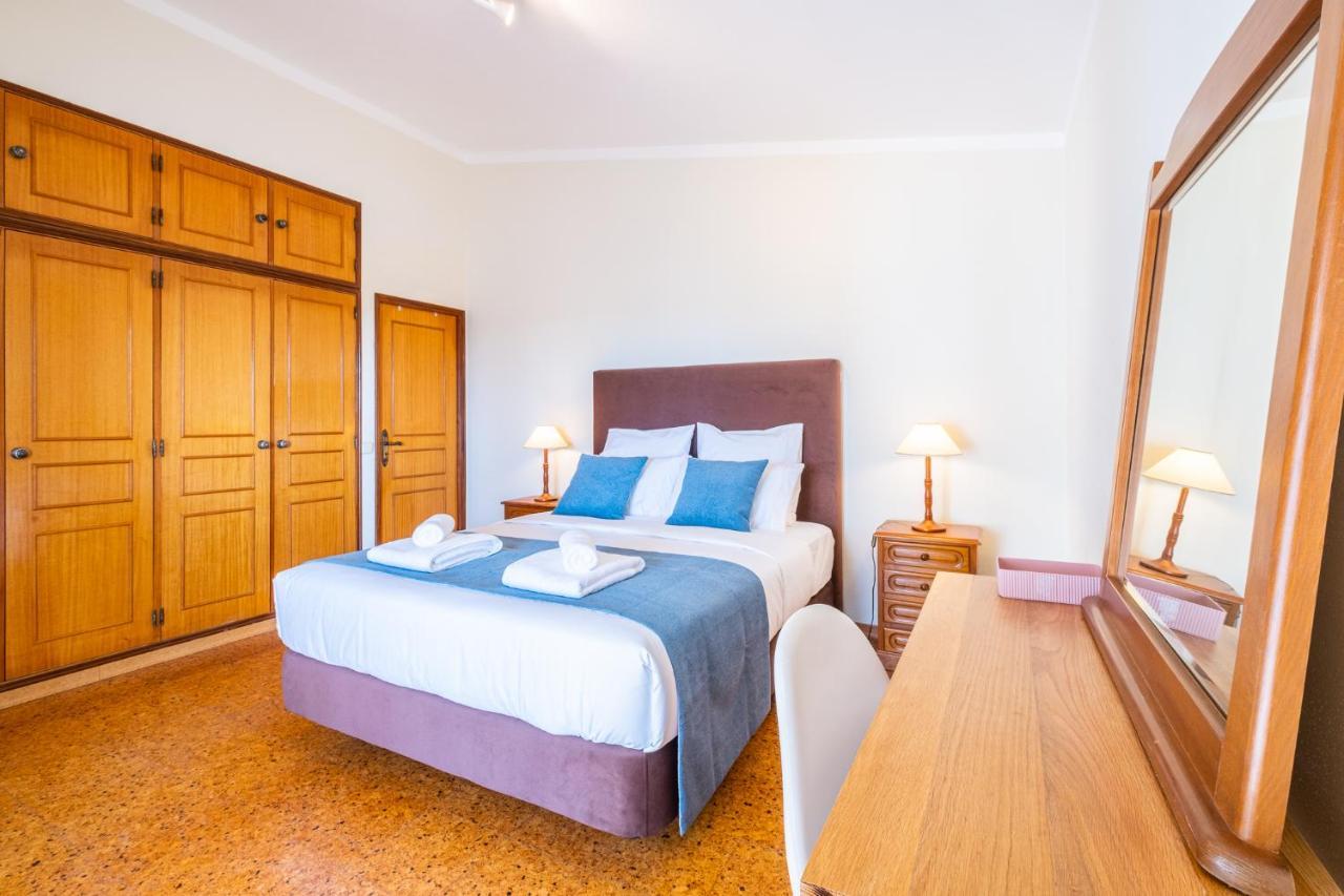 Villa Estrelicia - Pool - Free Wi-Fi - New In Booking Loulé Kültér fotó