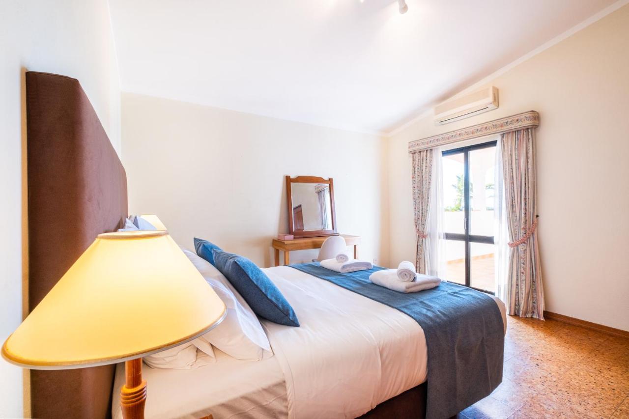 Villa Estrelicia - Pool - Free Wi-Fi - New In Booking Loulé Kültér fotó